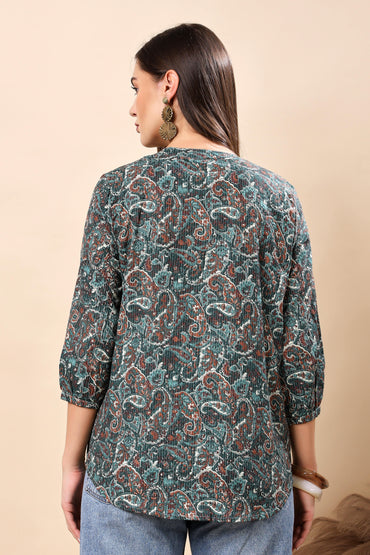 Rabric women’s button-down short top – back design