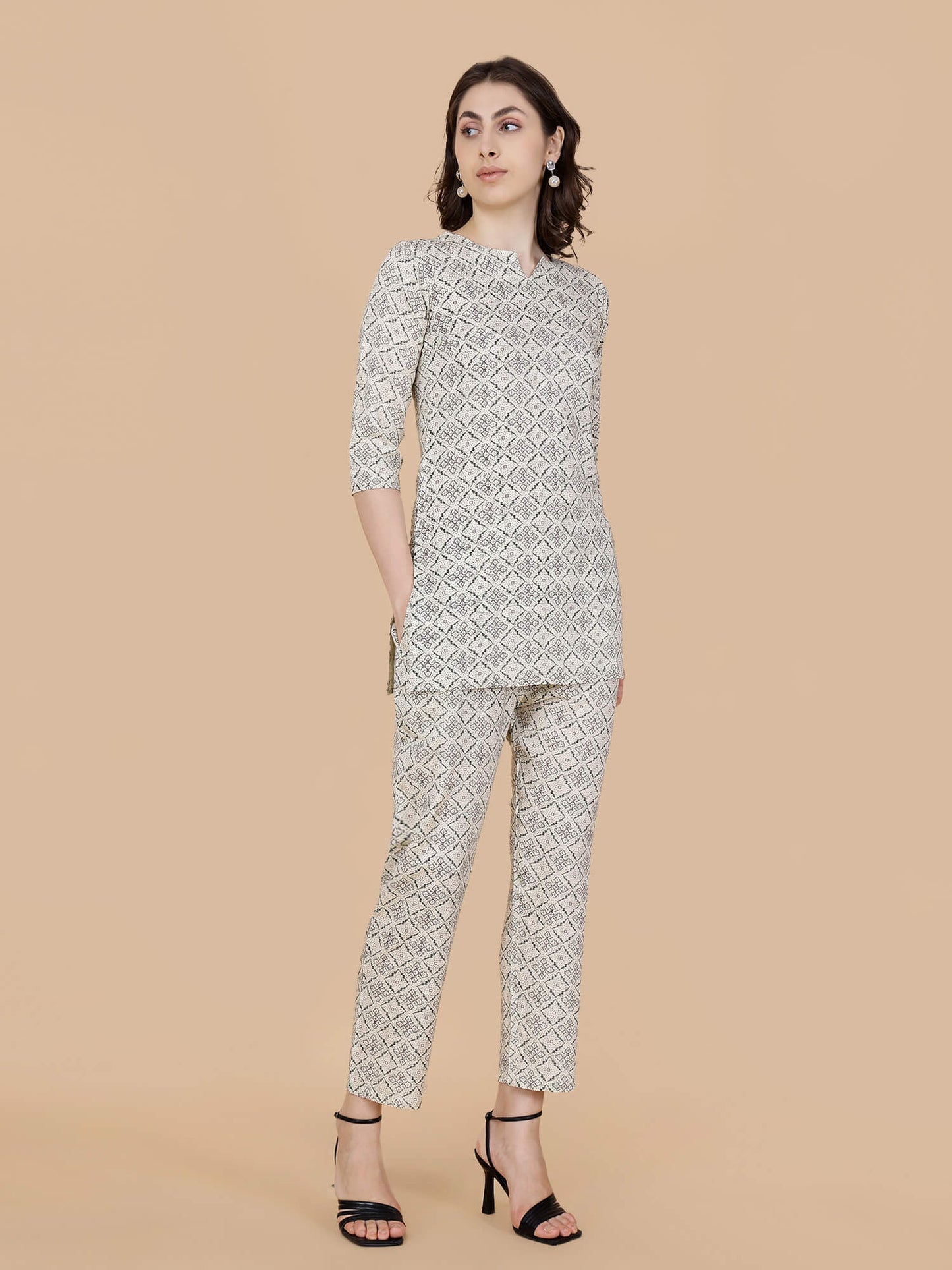 Comfortable loungewear and travel wear Co-ord Set by Rabric