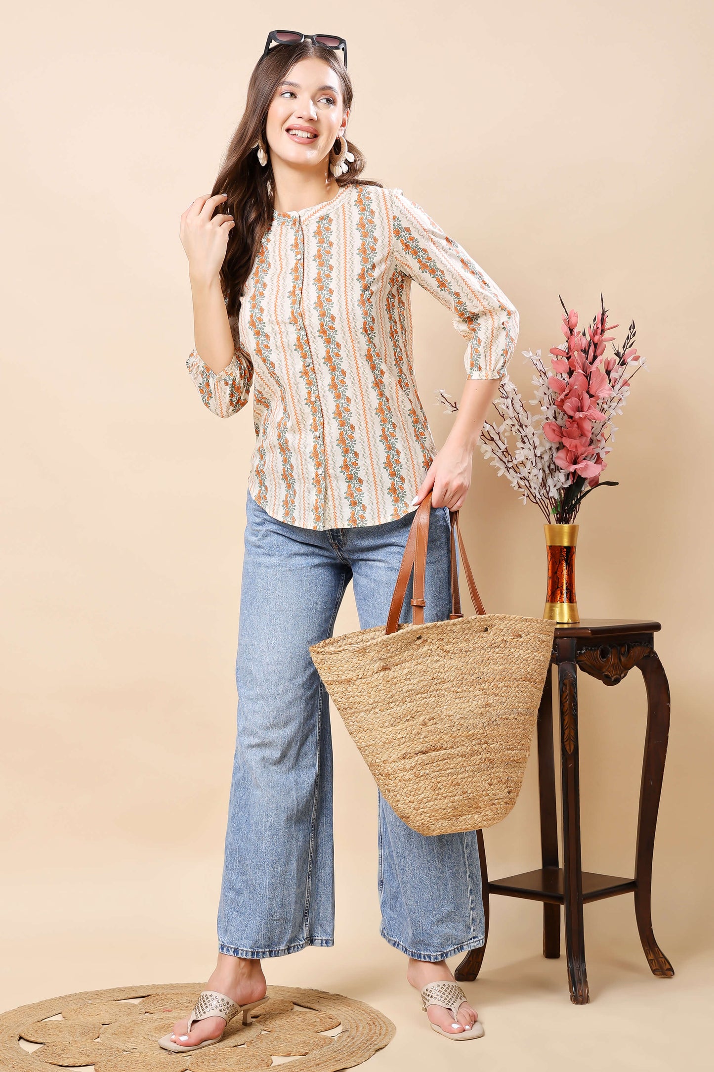 breathable cotton floral short top with block print – close-up details