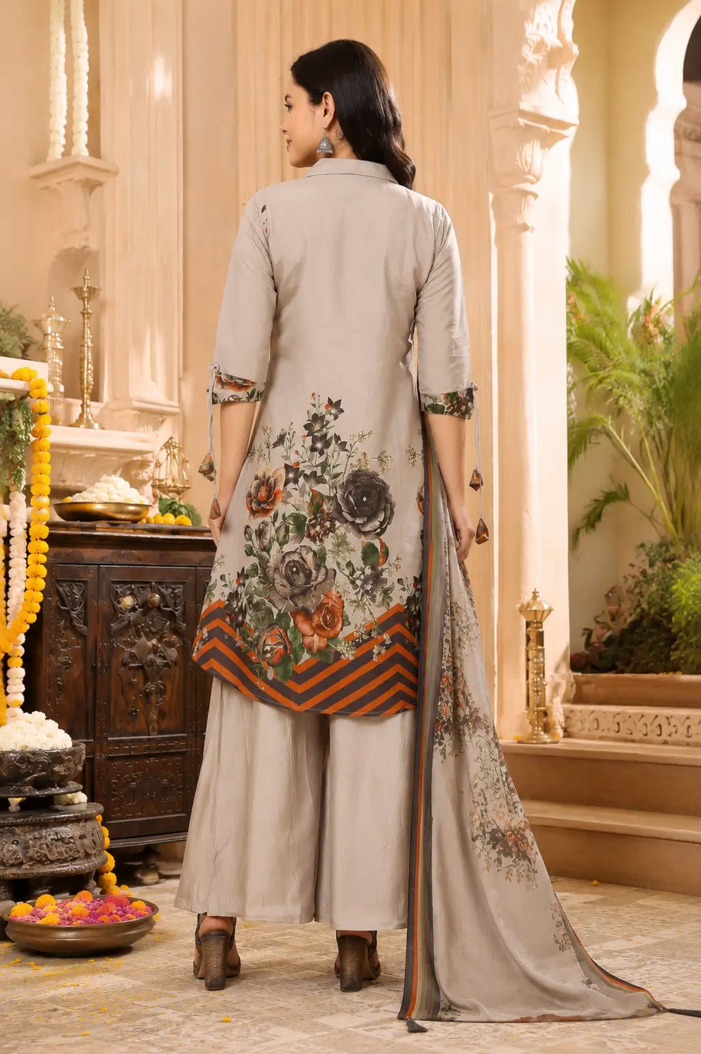 Back side view of Rabric beige cotton kurta pant set with floral print dupatta for women