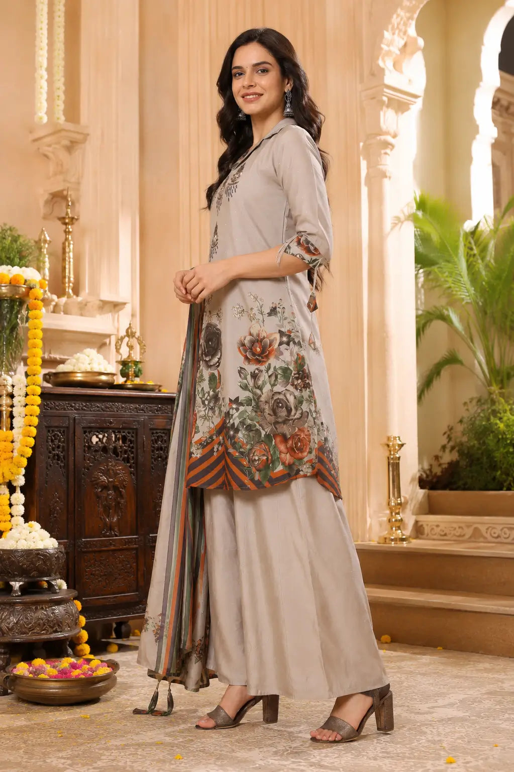 Side angle view of Rabric beige cotton long kurta palazzo set with dupatta for women