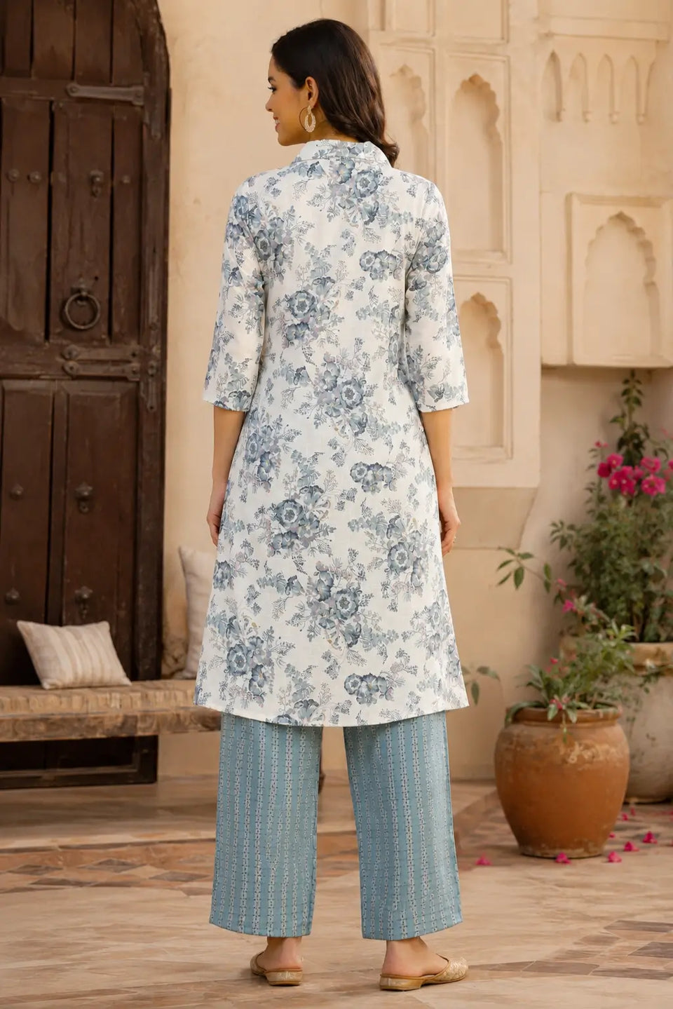 Back view of RABRIC women’s blue floral cotton kurta and pants co-ord set in breathable summer fabric