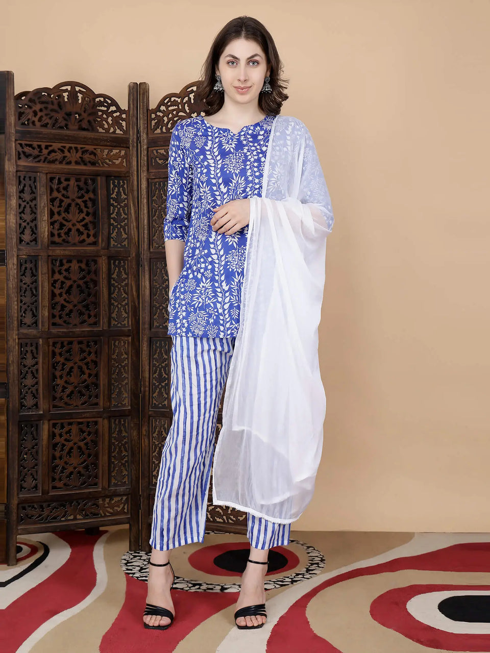 Premium blue and white cotton kurti set for women by Rabric