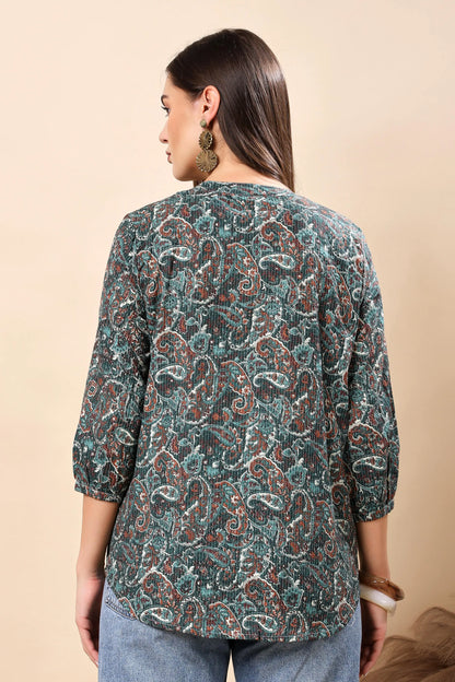 Rabric women’s button-down short top – back design