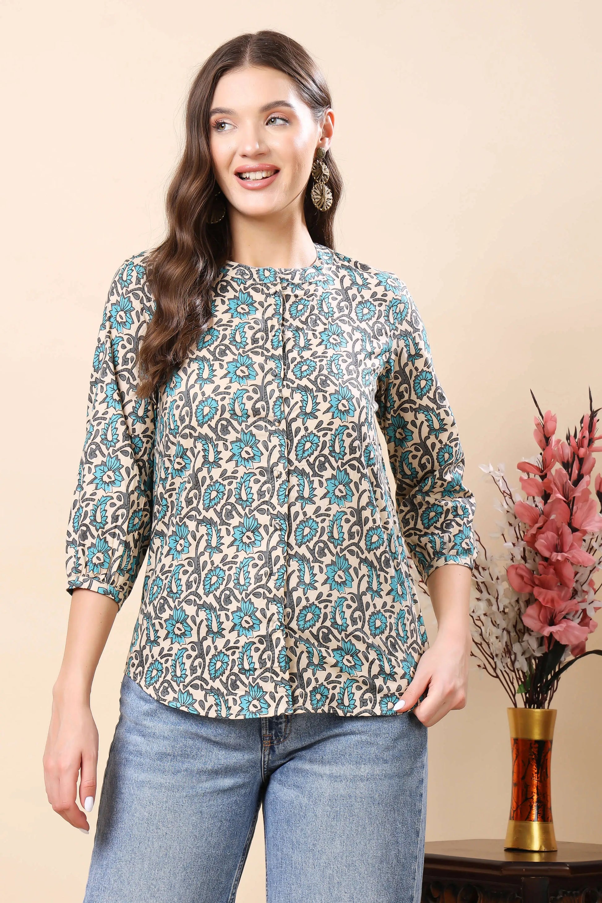 Rabric Women’s Casual Wear Premium Short Top with Floral Print