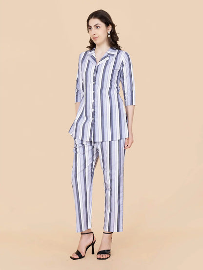 Side pocket detail of Rabric women’s striped pant