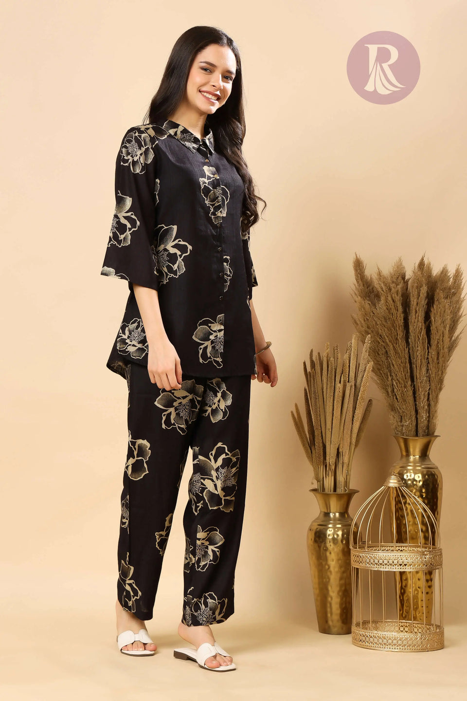 Side View of Rabric Premium Floral Print Co-ord Set with Pocket Pants