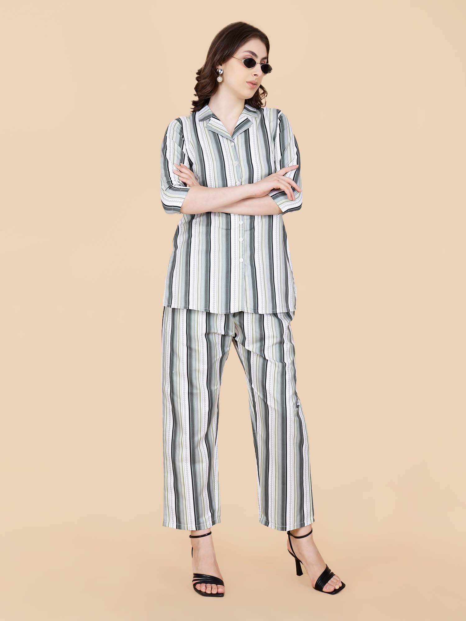 Women’s cotton co-ord set – right side pocket detail by Rabric