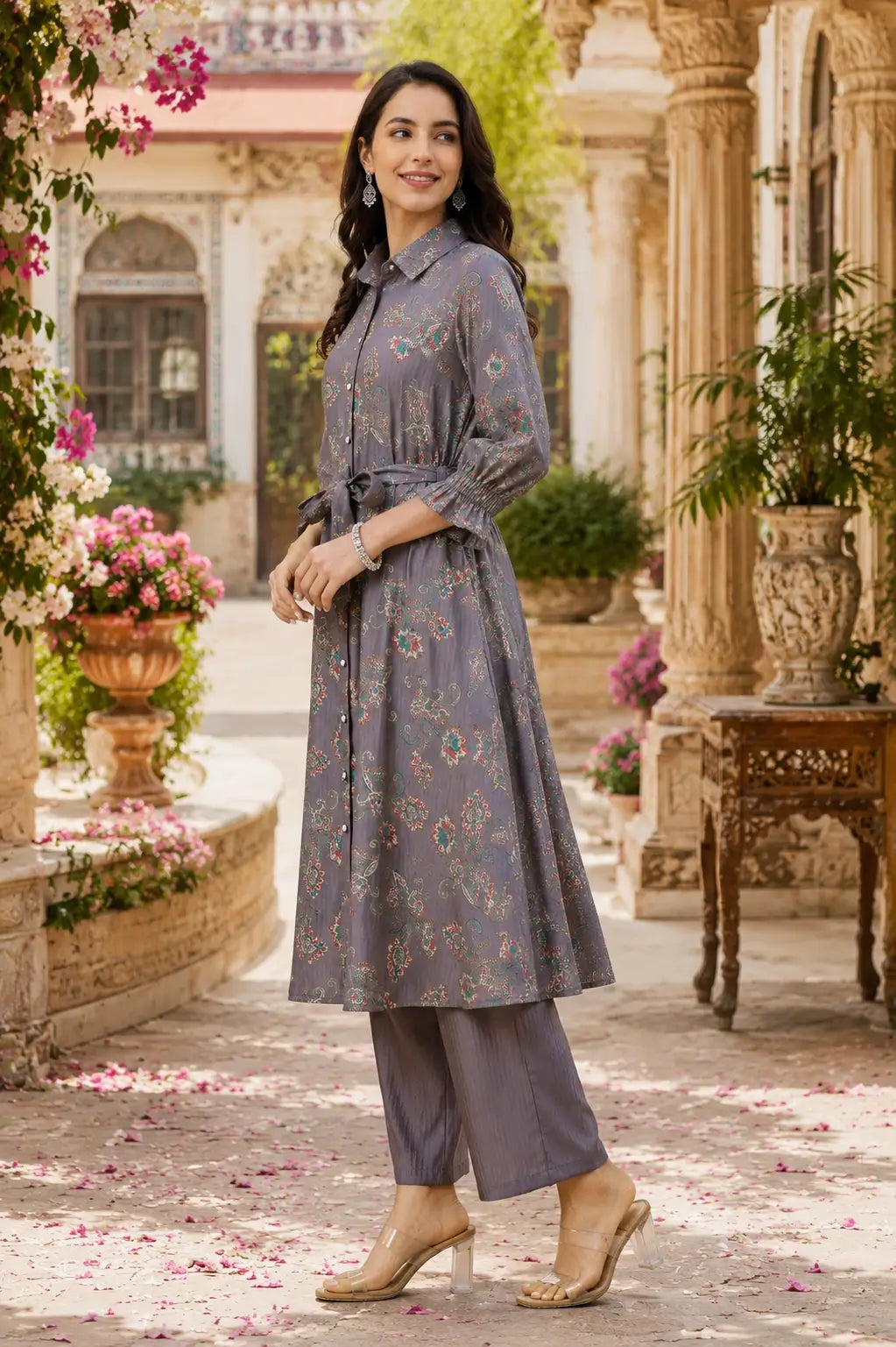 Side view of stylish 3/4 sleeve women co-ord set