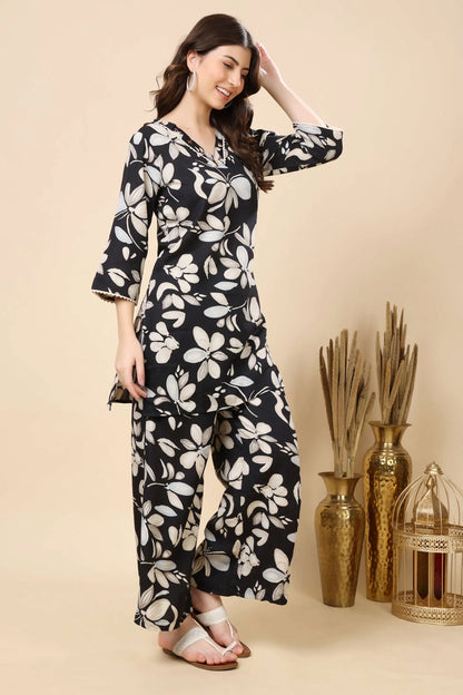 Hand Embroidery Detail on V-Neck of Rabric Co-ord Set