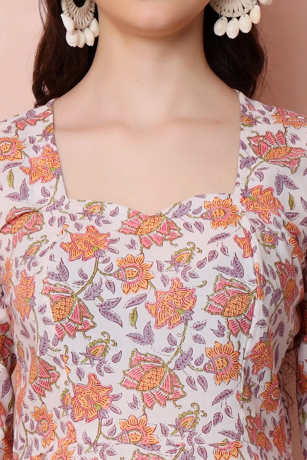 RABRIC ivory floral pure cotton short kurti square sweetheart neckline close-up