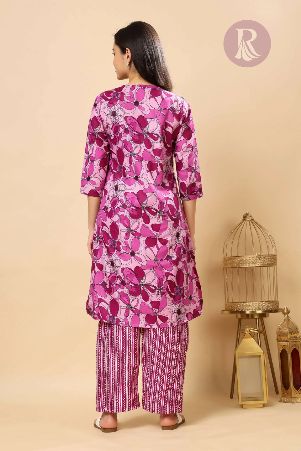 Back view of long floral cotton slub kurta for women – Rabric