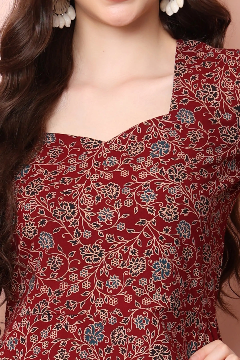 RABRIC maroon pure cotton short kurti close-up showing floral print and sweetheart-style neckline