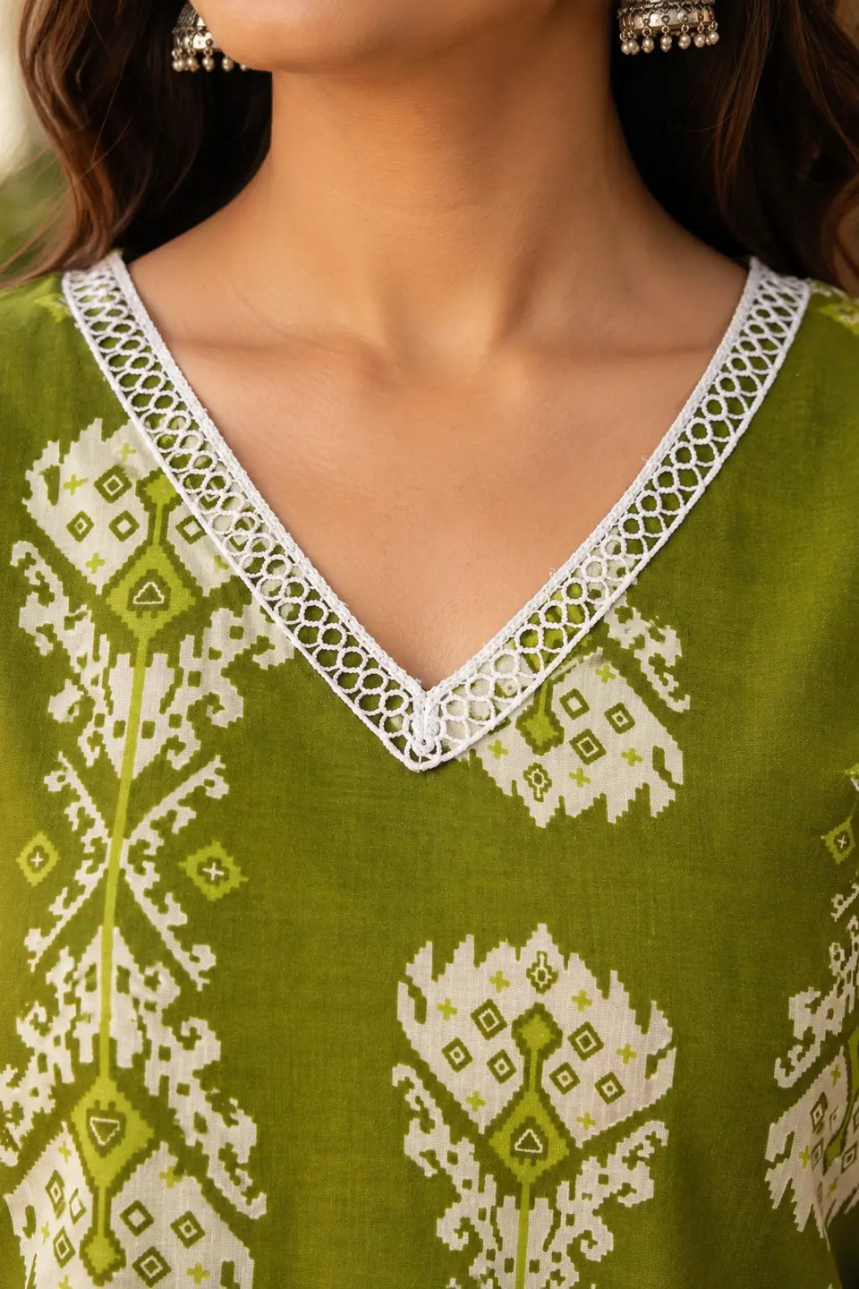 Rabric olive green cotton kurta neck design zoom, white lace V neck detailing with ethnic floral print