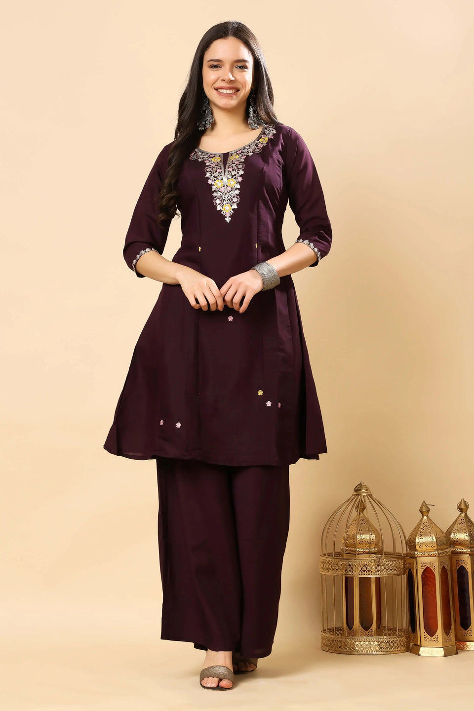 Stylish side view of plum kurti sharara outfit – Rabric Stores