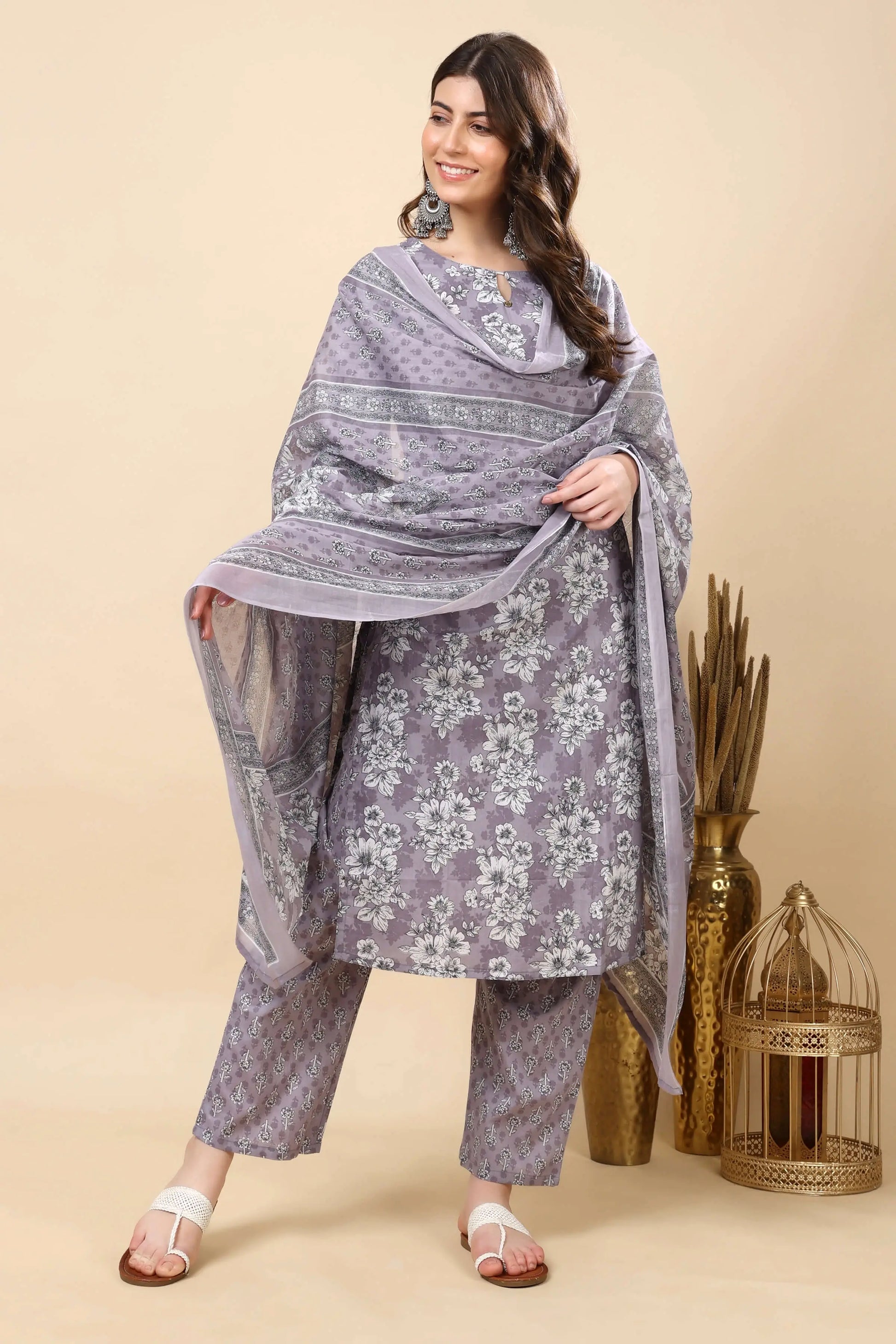 Soft cotton three-piece grey kurti set with floral design