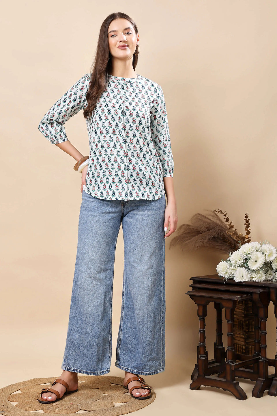 Rabric Premium Women’s Floral Short Top with Front Buttons – White with Red & Blue Print