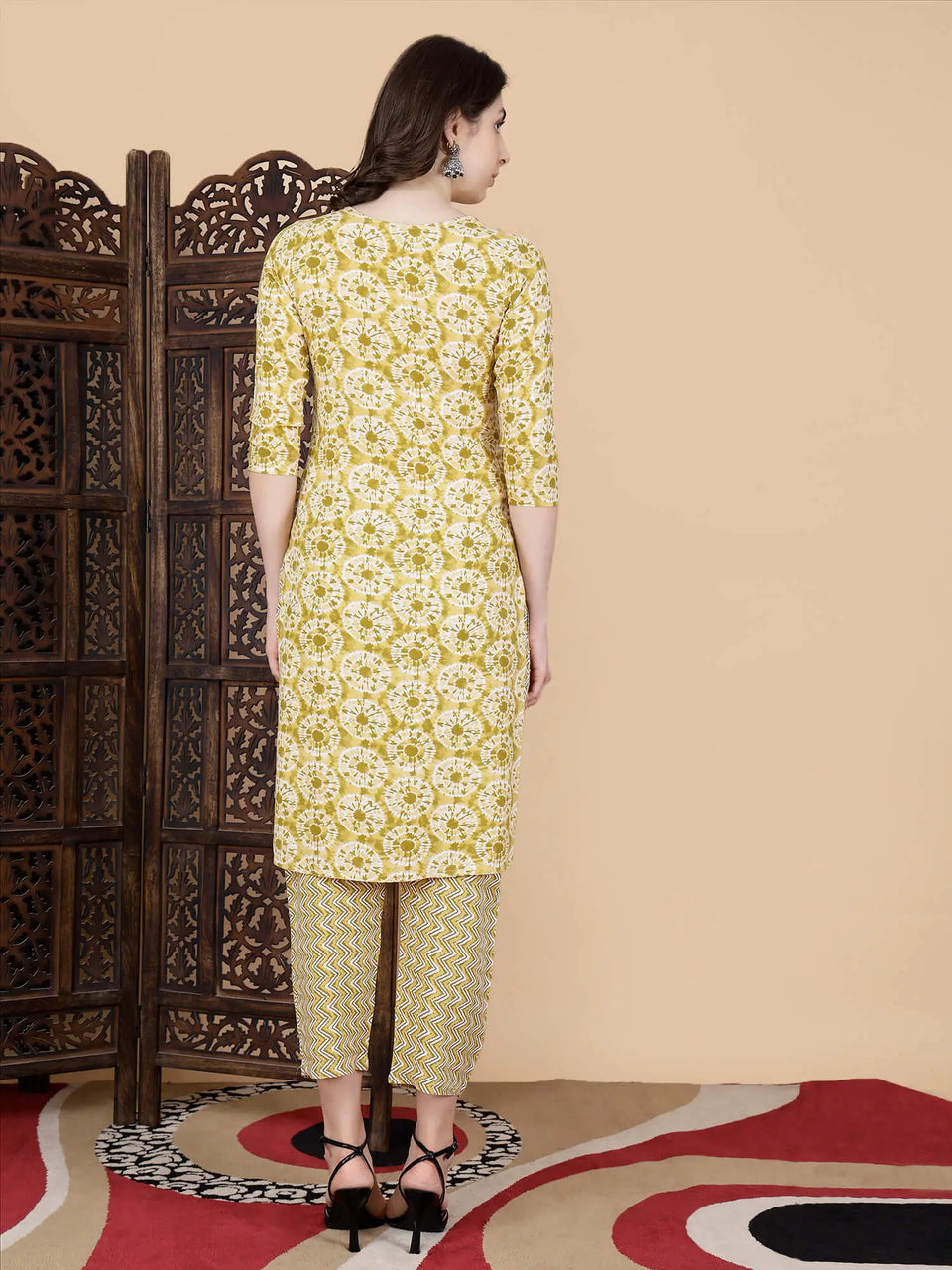 Rabric kurta set Yellow Tie-Dye Pattern Rayon Fabric Detailing