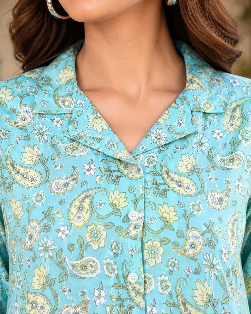 Close-up neck design of Rabric women’s sky blue rayon floral paisley printed co-ord shirt with collar neckline