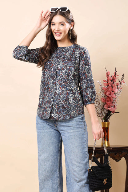 Front button details of Rabric women’s premium short top