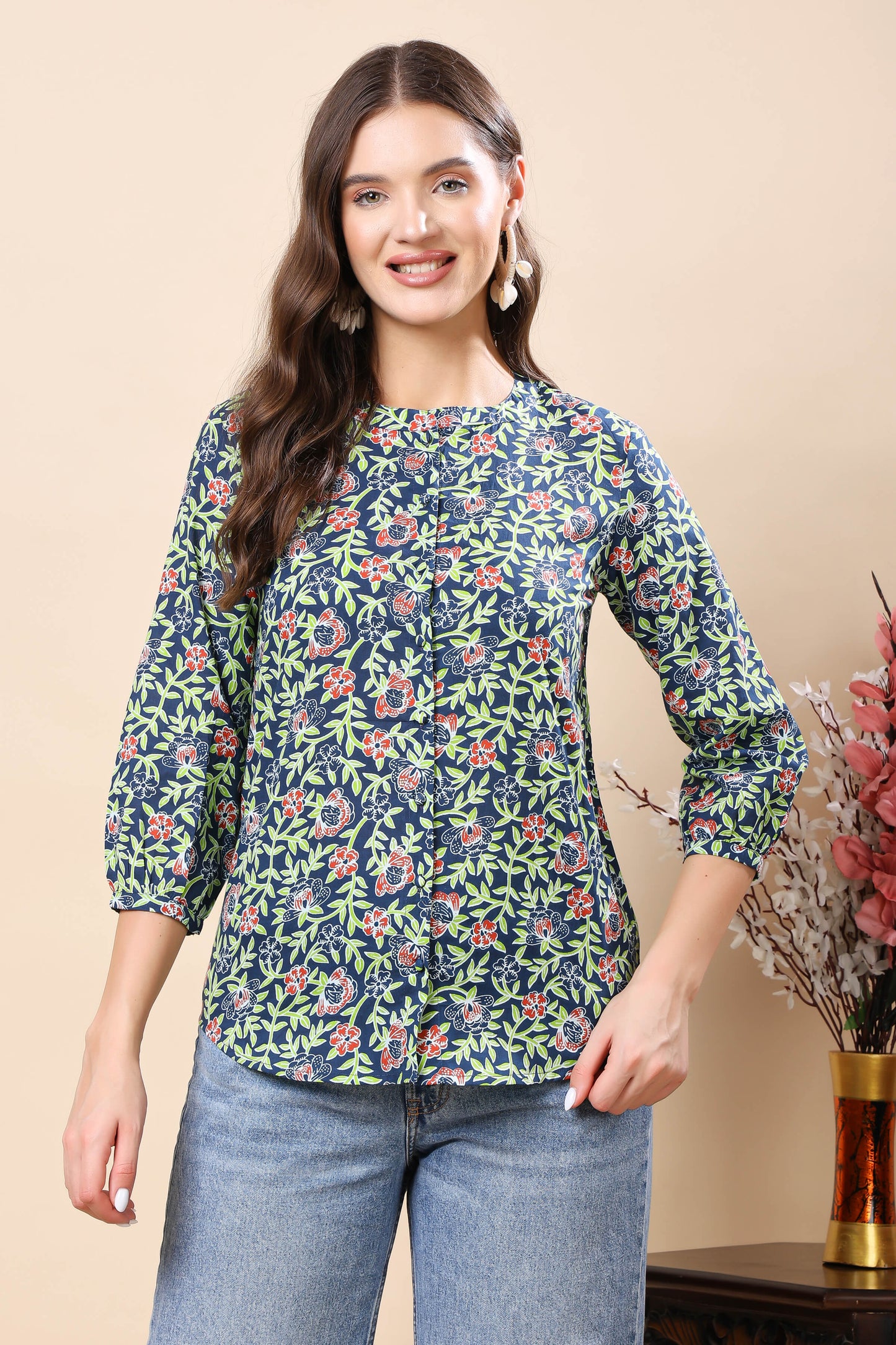 Premium women’s 3/4 sleeve floral short top by Rabric