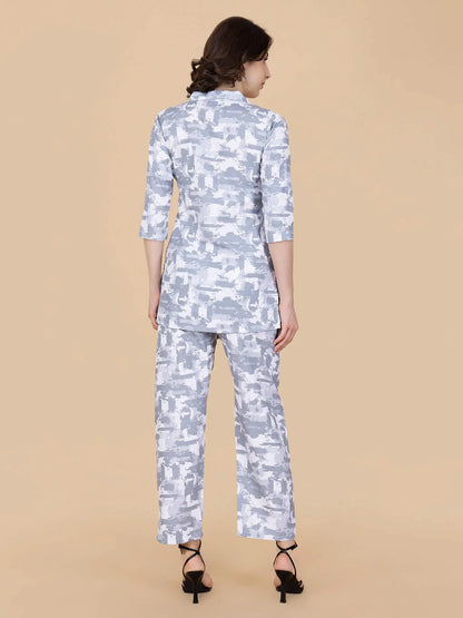 Women’s Nightwear Suit with Collar and Button Design by Rabric