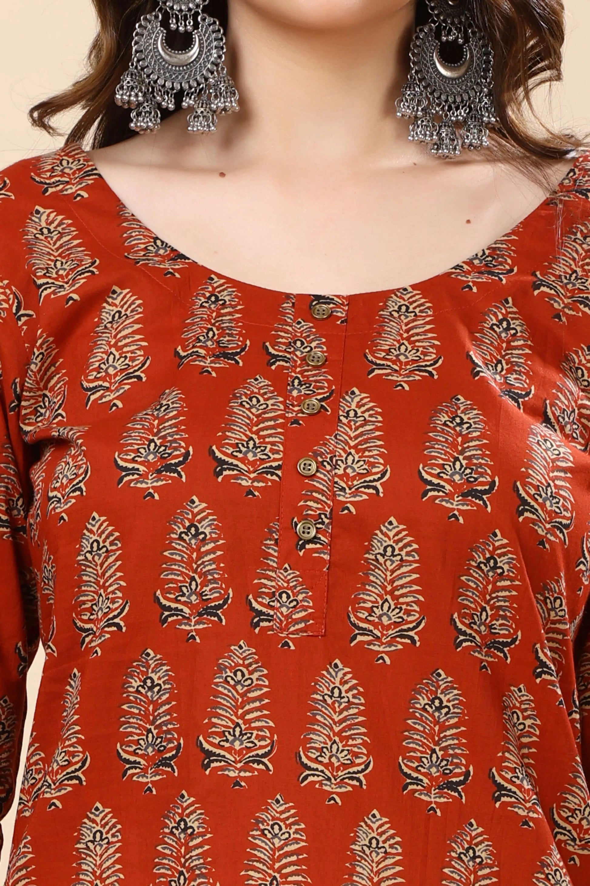Close-up of Round Neck Cotton Kurti with Button Detailing