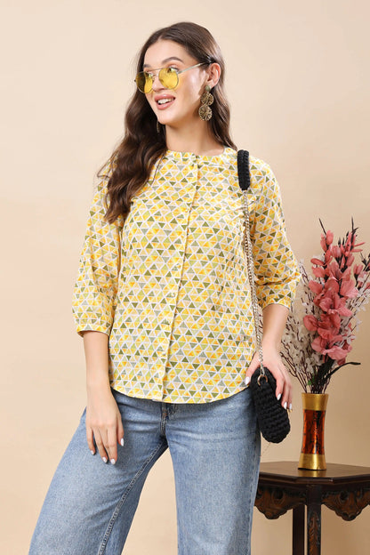 Stylish Rabric Women’s Short Top for Work and Everyday Wear