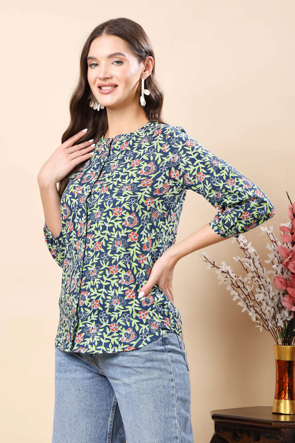 Premium women’s 3/4 sleeve floral short top by Rabric