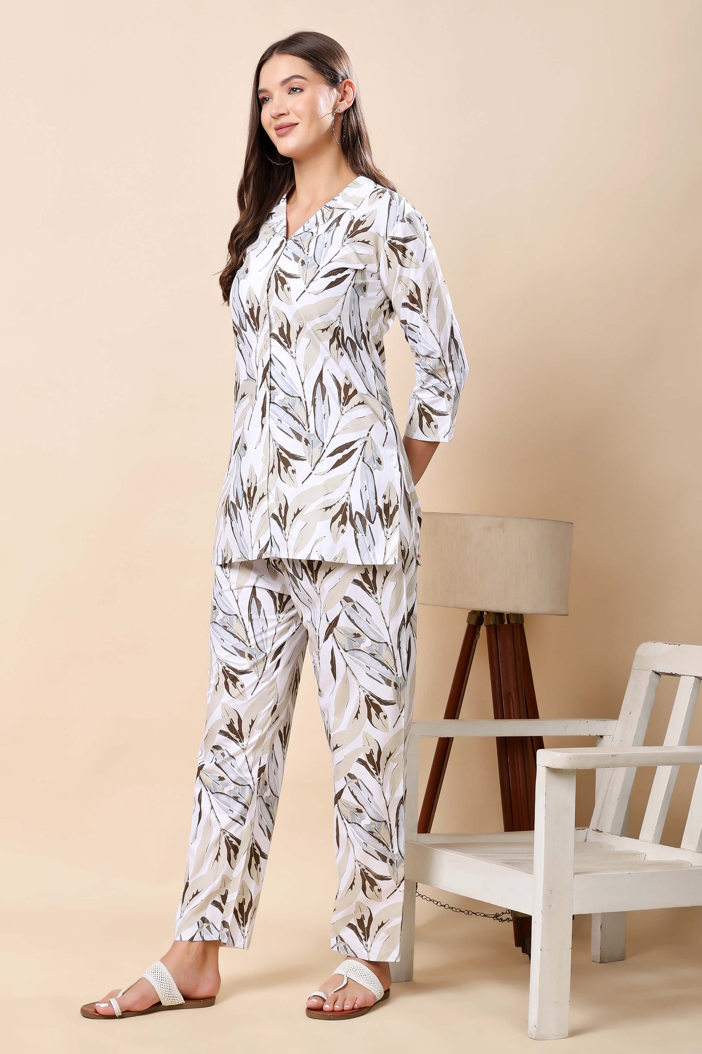 Travel-ready Light Yellow Leaf Print Co-ord Set for Women